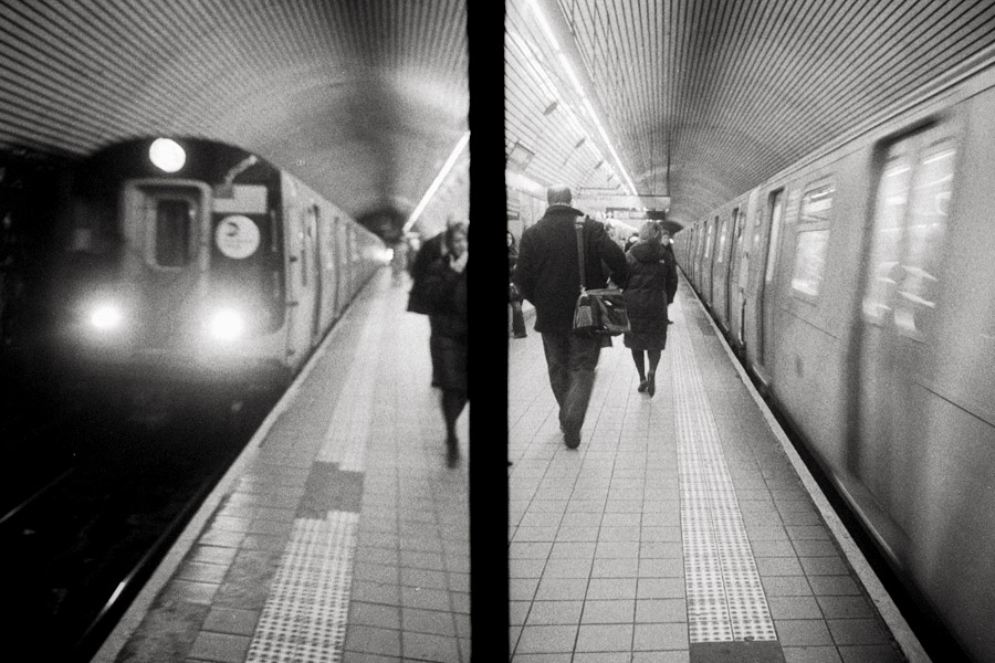 E train platform at 53rd and 5th Avenue. Shot with Fujica Half-frame camera.