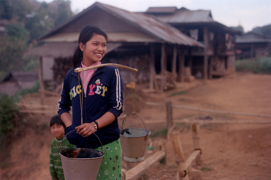 Northern Shan State 2015 (near Kyaukme): a Palaung girl heads out to collect water.